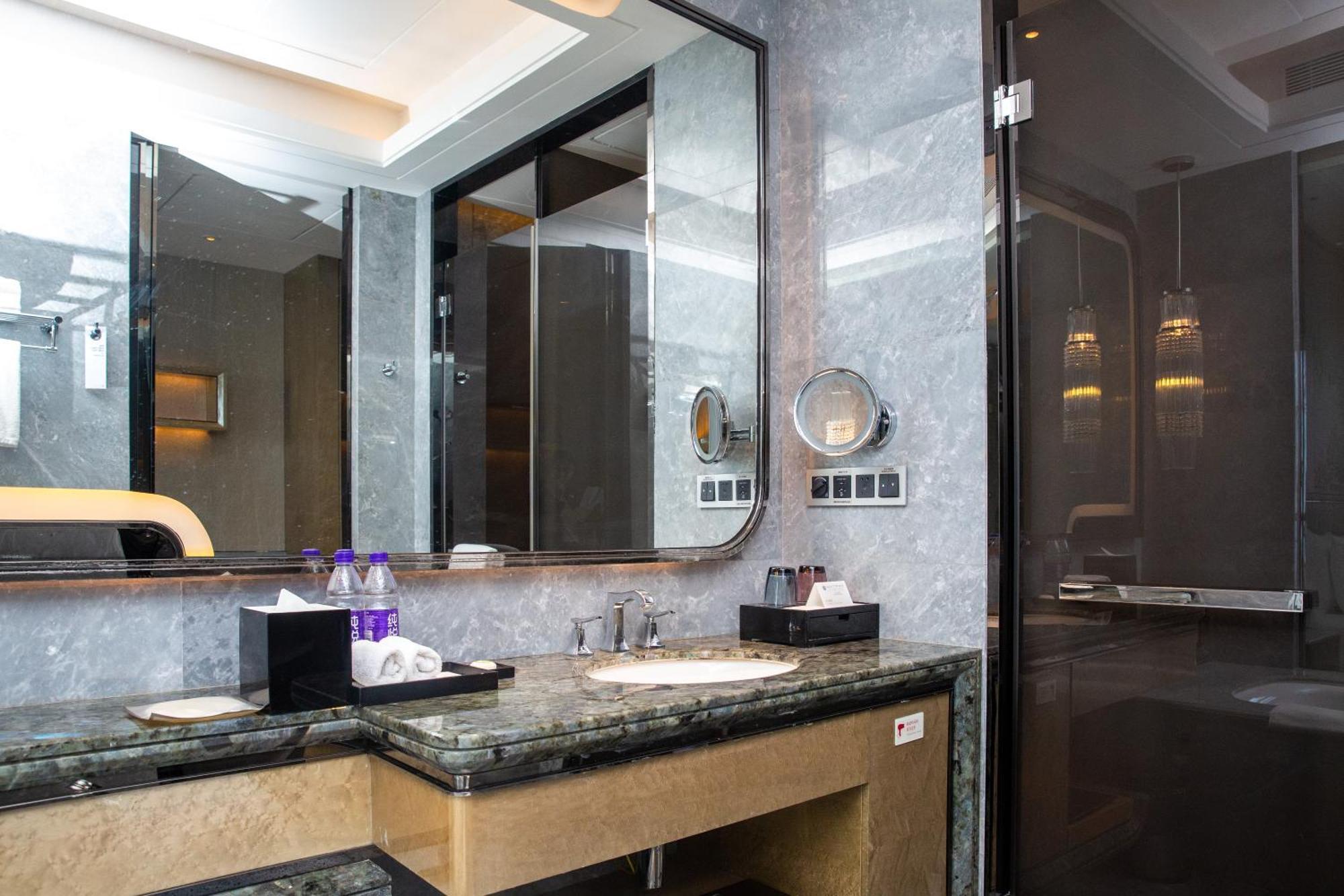 Pullman Yantai Center Hotel Ngoại thất bức ảnh